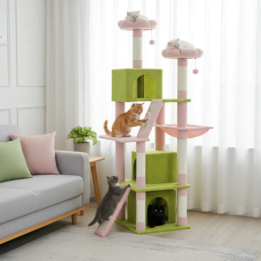 Arbre à chat XXL vert et rose design, stable et multi-niveaux, parfait pour plusieurs chats jouant dans un salon moderne.